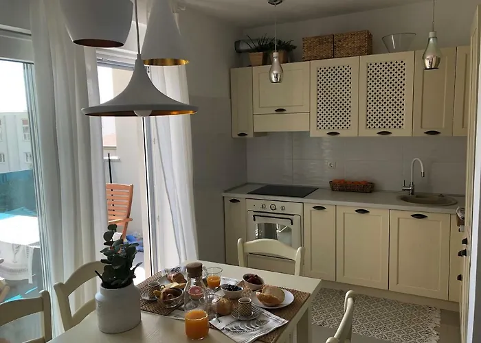 Near The Beach,Free Parking&Wifi
