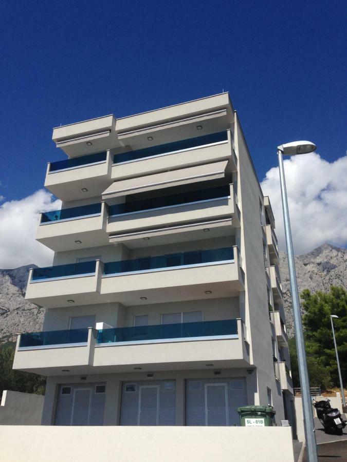 Near The Beach,free Parking&wifi Apartment Makarska